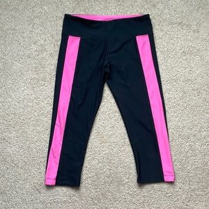 Bally Total Fitness Capris